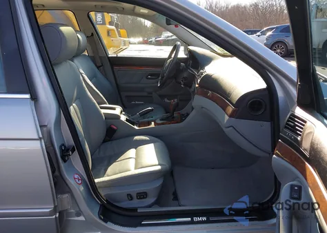 2001 BMW 530Ia z USA, uszkodzony, nr VIN WBADT63411CF05961